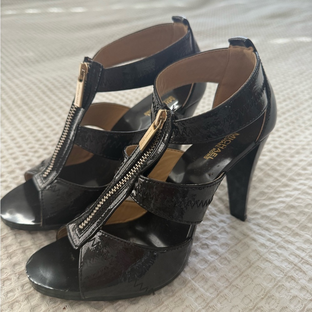 Michael Kors Black Stiletto Heels with T-Strap Design